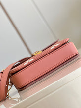 Load image into Gallery viewer, Louis Vuitton Pochette Metis Bag
