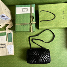 Load image into Gallery viewer, Gucci GG Marmont Small Shoulder Bag
