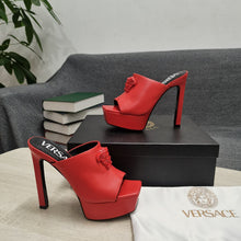 Load image into Gallery viewer, Versace LA MEDUSA PLATFORM MULES
