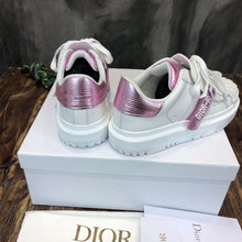 Load image into Gallery viewer, Christian Dior ID Sneakers
