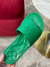 Load image into Gallery viewer, Louis Vuitton Magnetic Flat Mule
