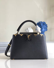 Load image into Gallery viewer, Louis Vuitton Capucines MM Bag
