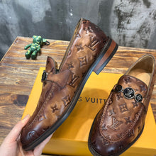 Load image into Gallery viewer, Louis Vuitton Loafer
