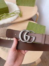 Load image into Gallery viewer, Gucci Leather Belt
