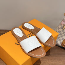 Load image into Gallery viewer, Louis Vuitton Lock it flat Mule
