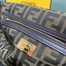 Load image into Gallery viewer, Fendi Baguette Bag - LUXURY KLOZETT
