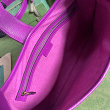 Load image into Gallery viewer, Gucci  Aphrodite Medium Shoulder Bag
