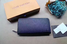 Load image into Gallery viewer, Louis Vuitton Zippy Wallet
