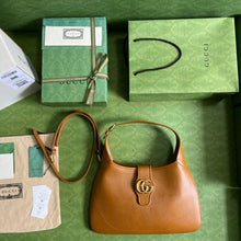Load image into Gallery viewer, Gucci  Aphrodite Medium Shoulder Bag
