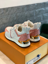 Load image into Gallery viewer, Louis Vuitton Run Away Sneakers

