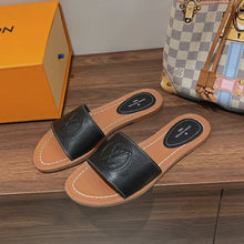 Load image into Gallery viewer, Louis Vuitton Lock it flat Mule
