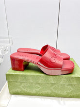 Load image into Gallery viewer, Gucci Rubber Slide Sandal
