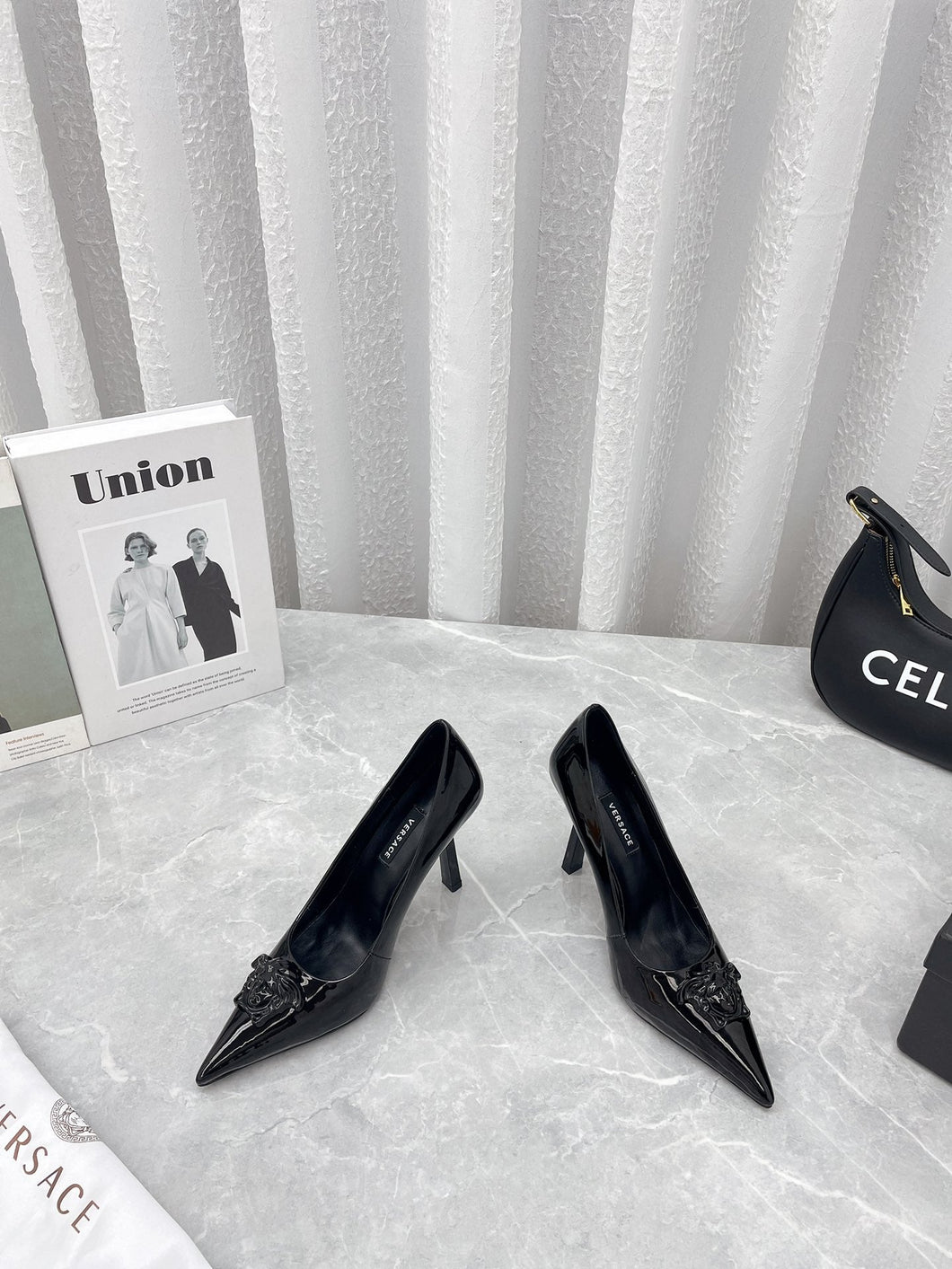 Versace  La Medusa Naplak Pumps