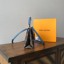 Load image into Gallery viewer, Louis Vuitton Locky BB Bag - LUXURY KLOZETT
