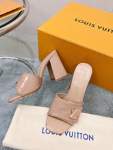 Load image into Gallery viewer, Louis Vuitton Shake Mule
