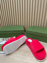 Load image into Gallery viewer, Gucci GG Platform Sandal
