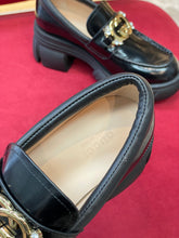 Load image into Gallery viewer, Gucci Women  Lug Sole interlocking G  Loafer
