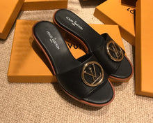 Load image into Gallery viewer, Louis Vuitton Lock It Mule
