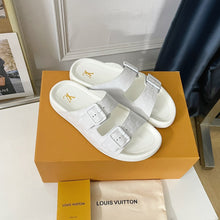 Load image into Gallery viewer, Louis Vuitton Bom Dia Flat Mule
