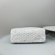 Load image into Gallery viewer, Goyard Boheme Hobo Bag
