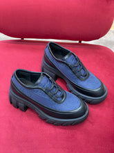 Load image into Gallery viewer, Gucci Women  Lug Sole interlocking G  Loafer
