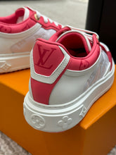 Load image into Gallery viewer, Louis Vuitton Time Out Sneakers
